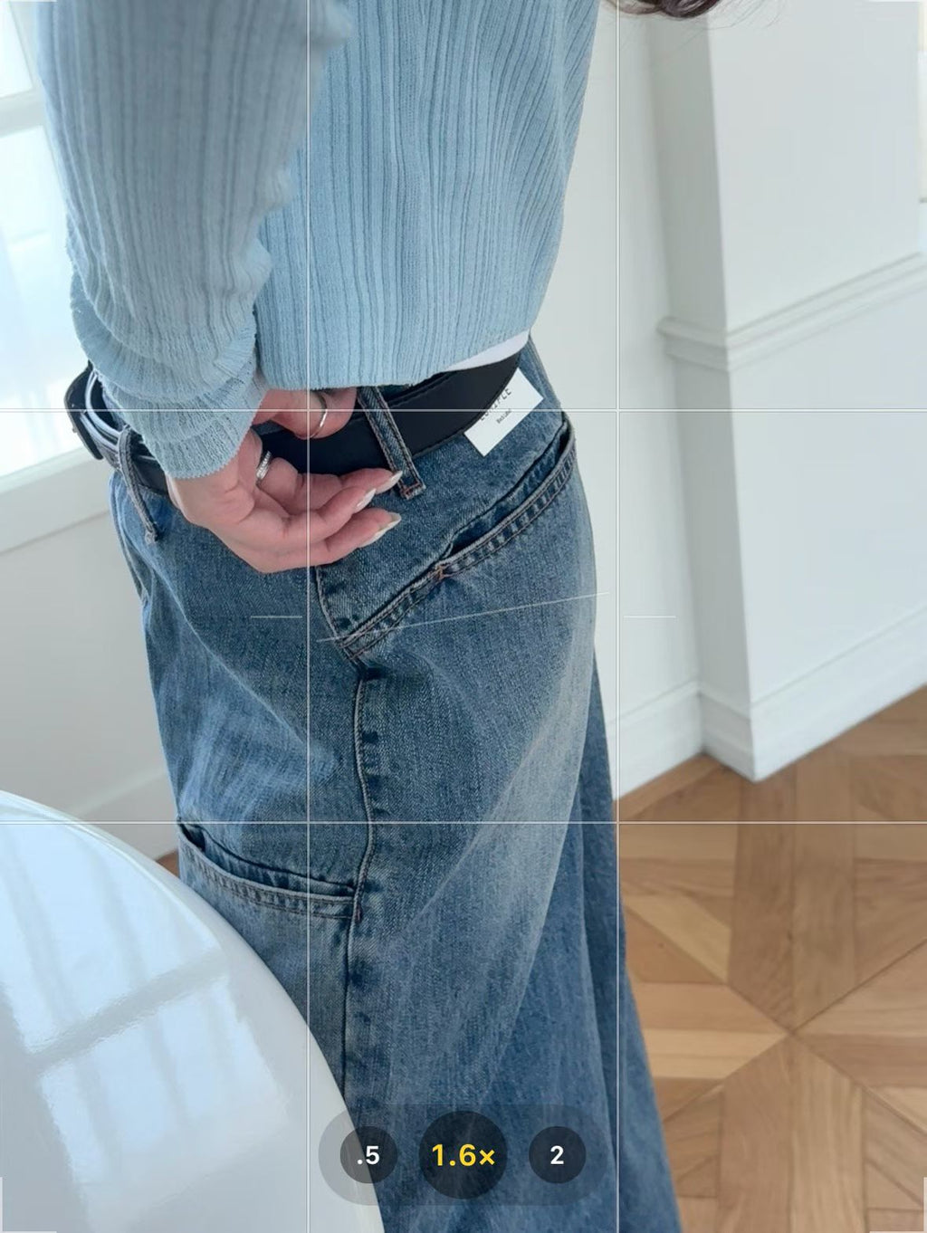 Low Cut Denim Jeans