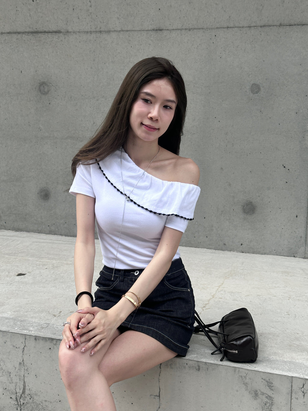 Off Shoulder Dotted T Top