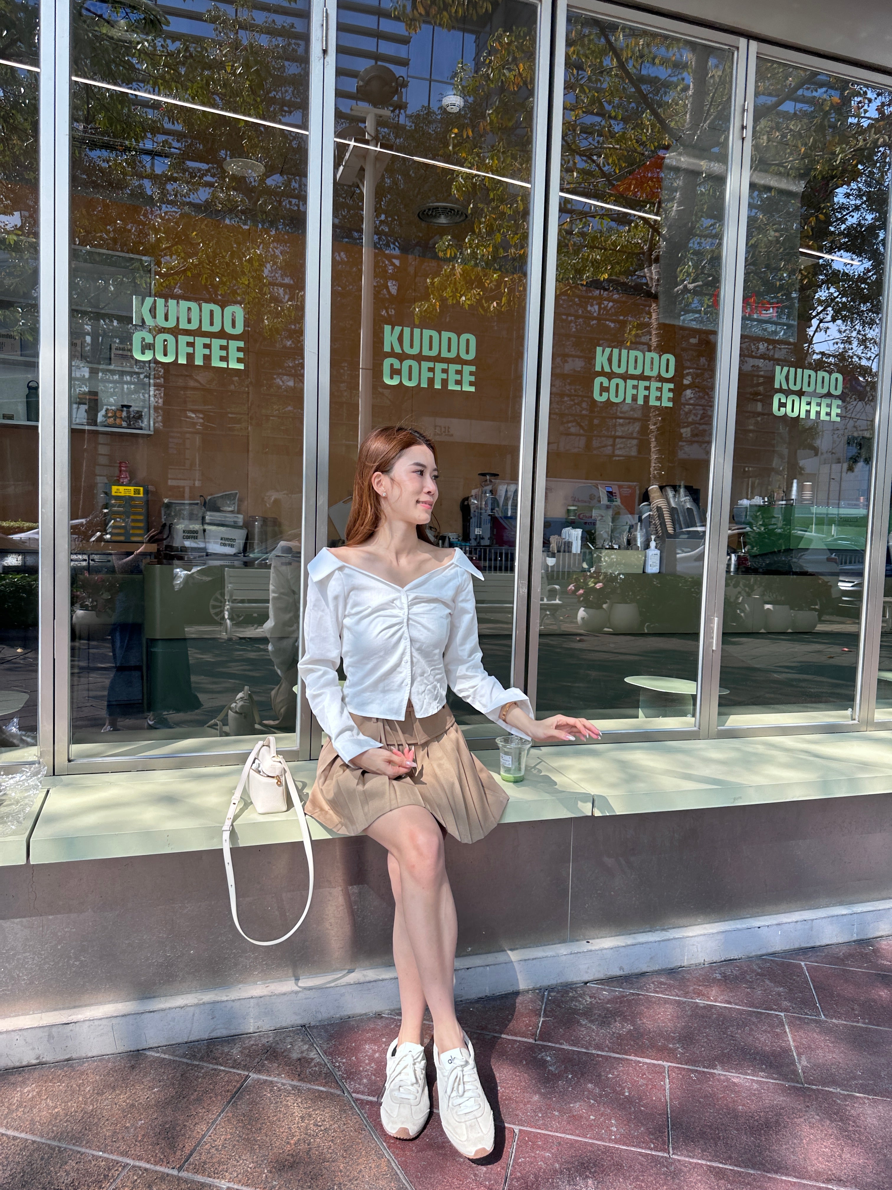 Tied Fit Off Shoulder Shirt