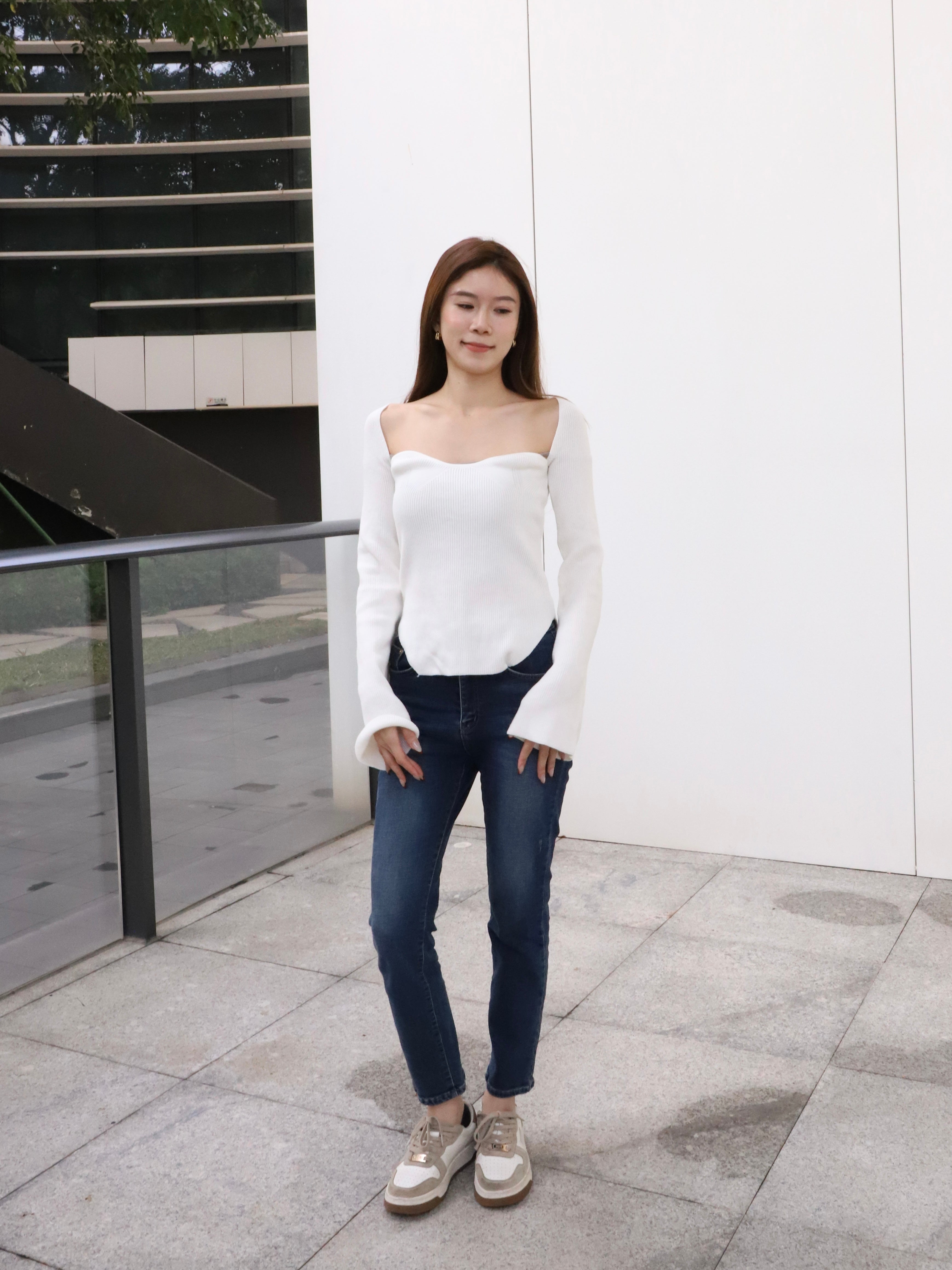 Knitted Heartshape Flare Sleeves Top