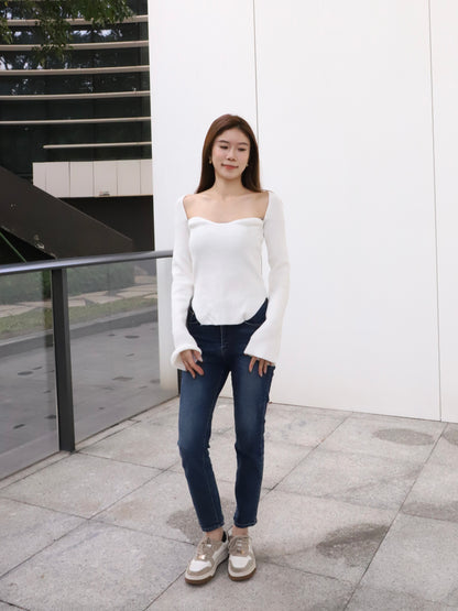 Knitted Heartshape Flare Sleeves Top