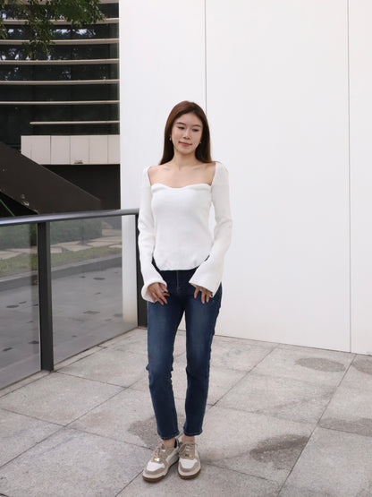 Knitted Heartshape Flare Sleeves Top