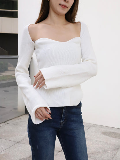 Knitted Heartshape Flare Sleeves Top