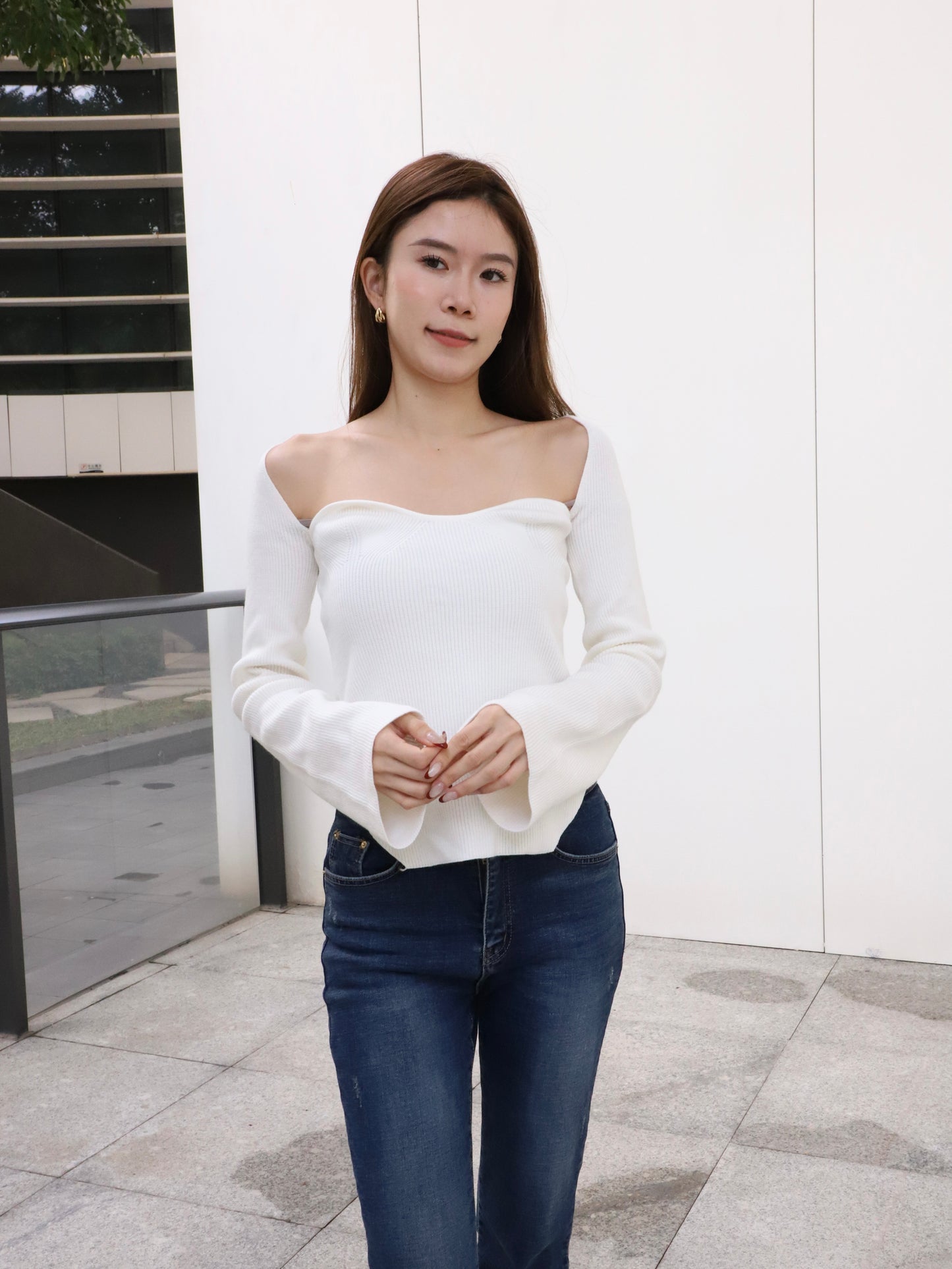 Knitted Heartshape Flare Sleeves Top