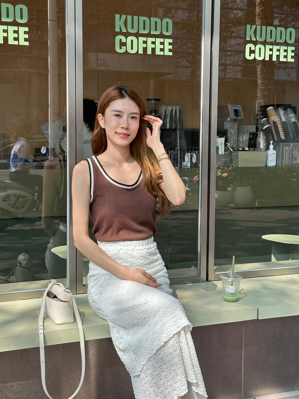 Outlined Knitted Tank Top