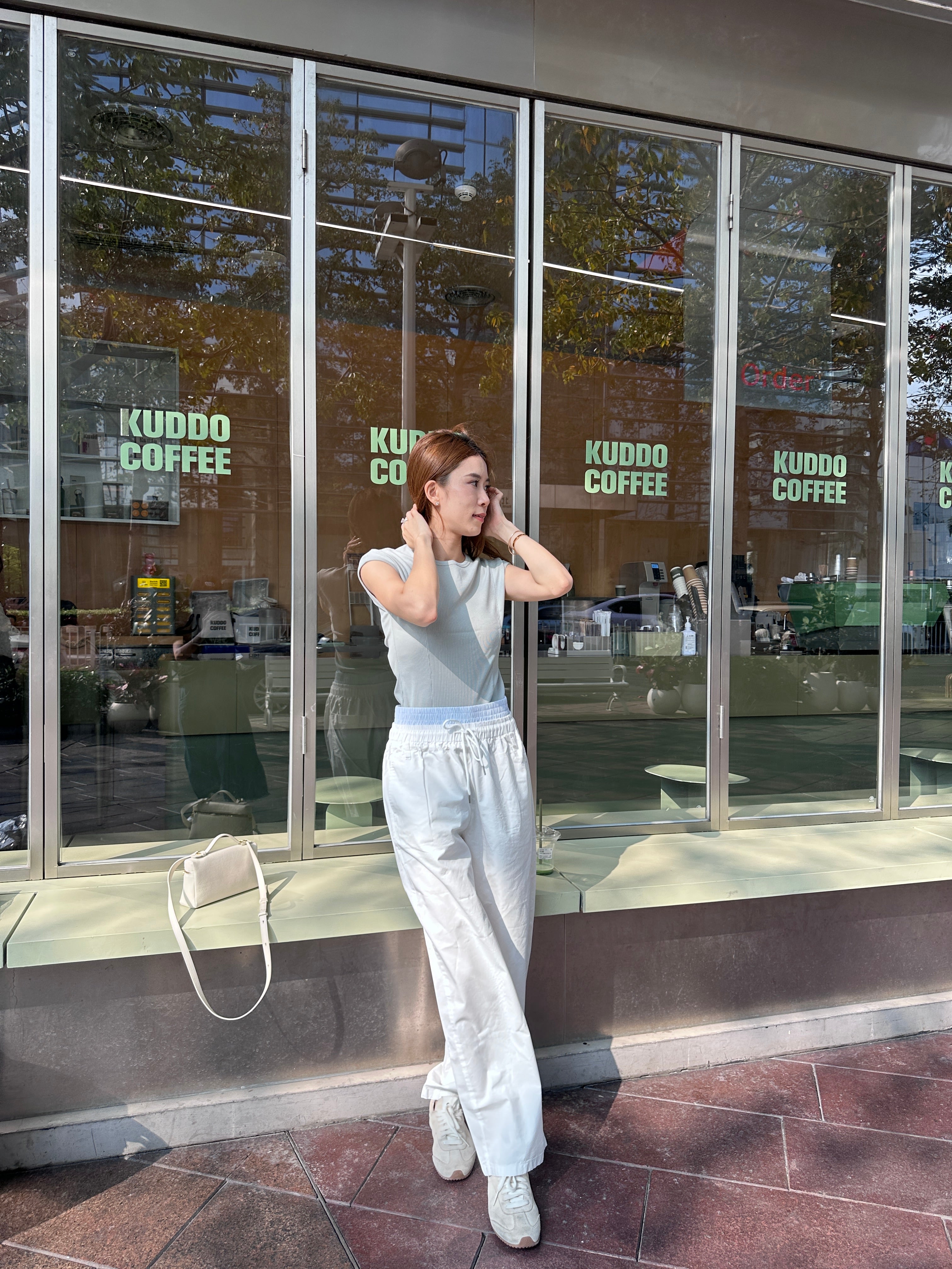 Waist Shirt White Pants
