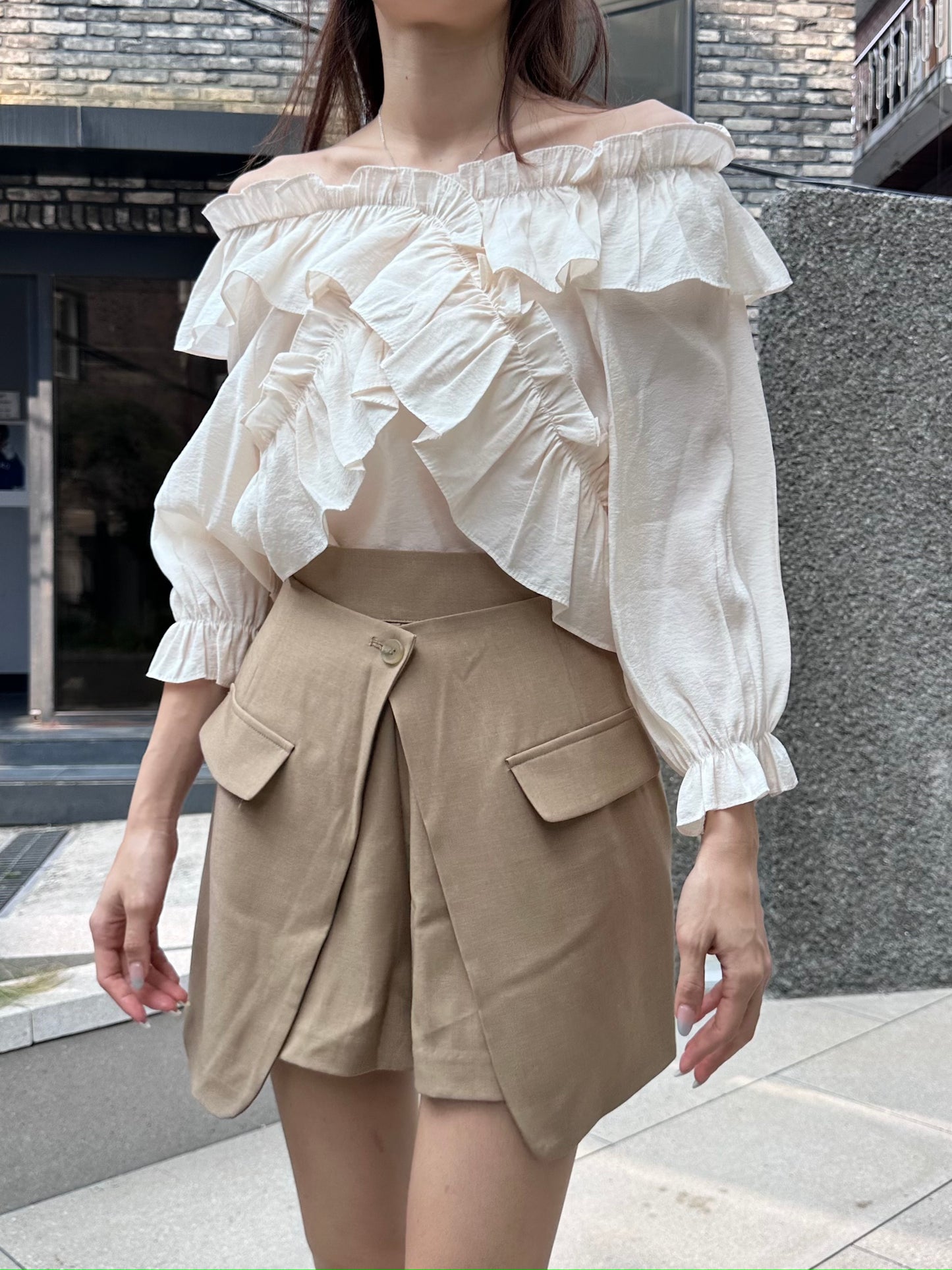 Wavey Ruffles Long Sleeves Top