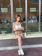 Outlined Knitted Tank Top