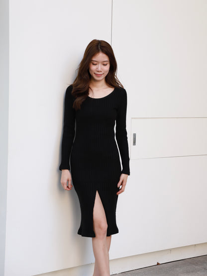 Knitted Slit Long Sleeves Maxi Dress