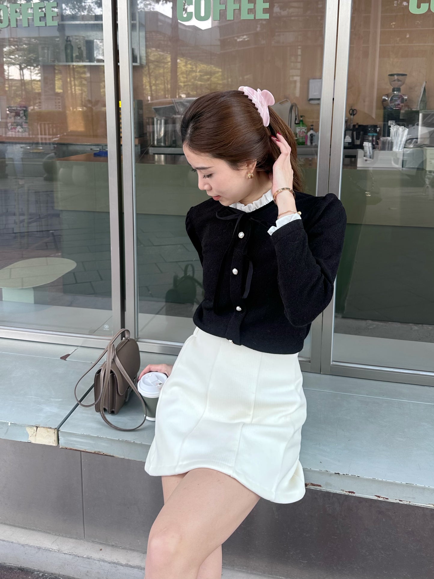 Ribbon Tied Lace Long Sleeves Top