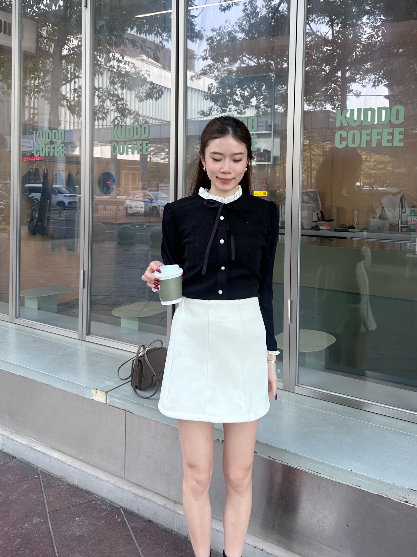 Ribbon Tied Lace Long Sleeves Top