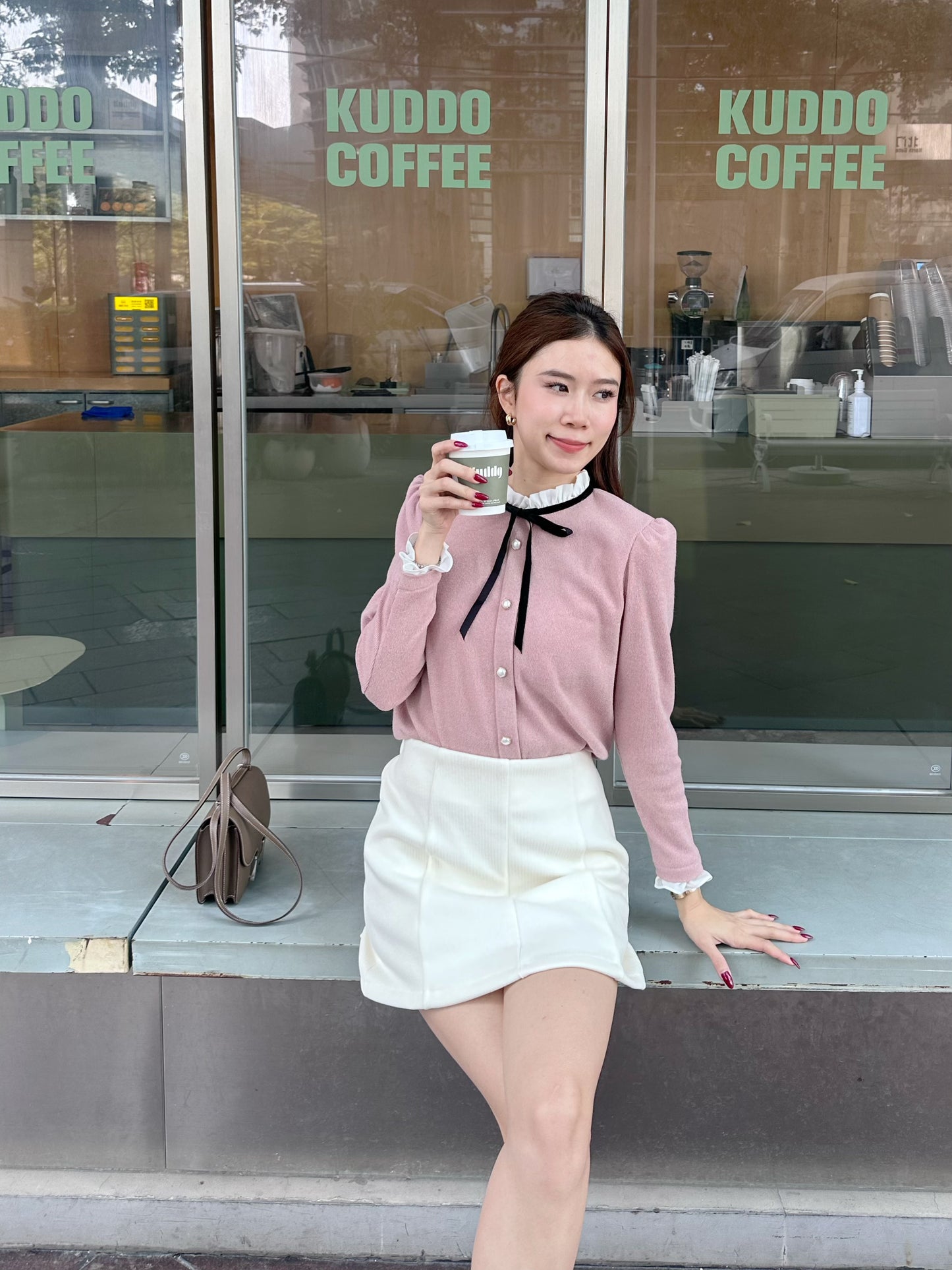 Ribbon Tied Lace Long Sleeves Top