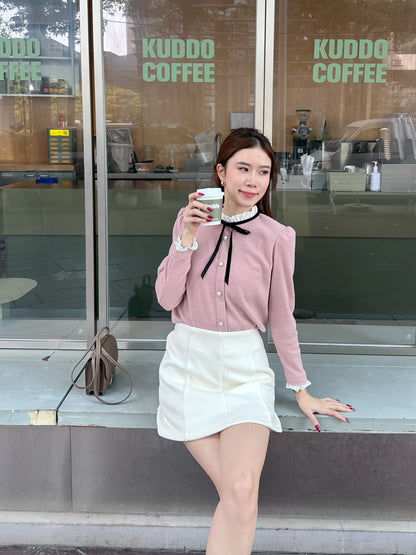 Ribbon Tied Lace Long Sleeves Top