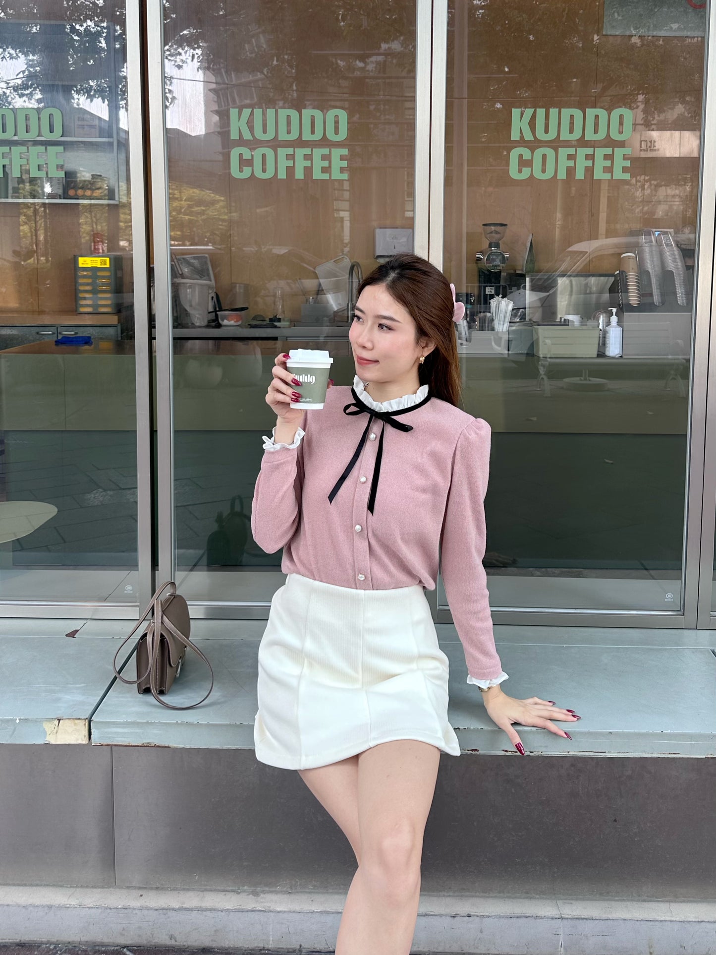 Ribbon Tied Lace Long Sleeves Top