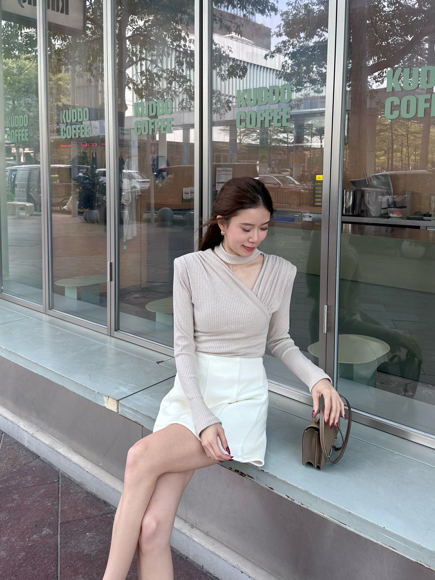 Cross V Cotton Long Sleeves Top