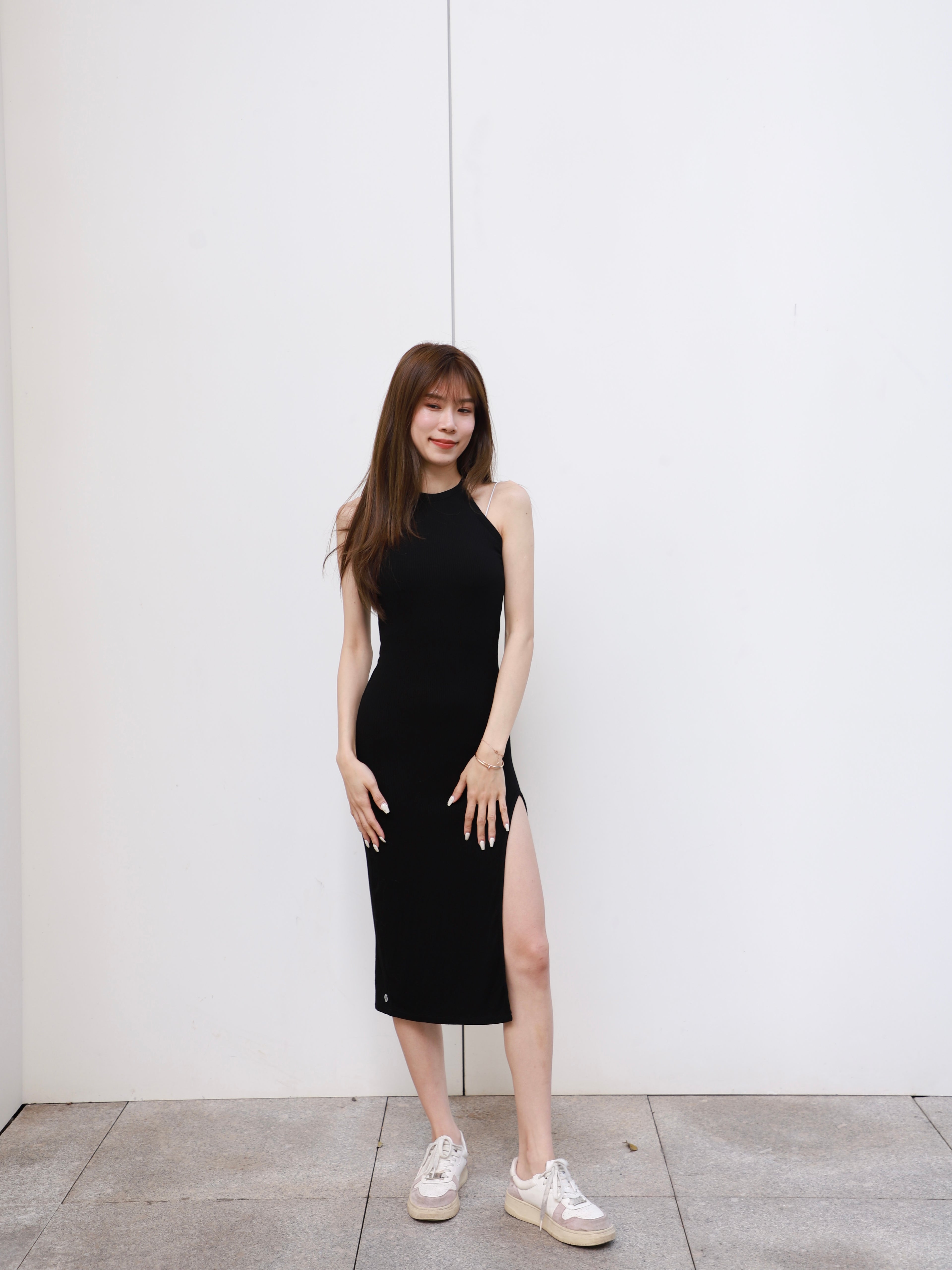 (ashchic made) Crewneck Slit Maxi Dress