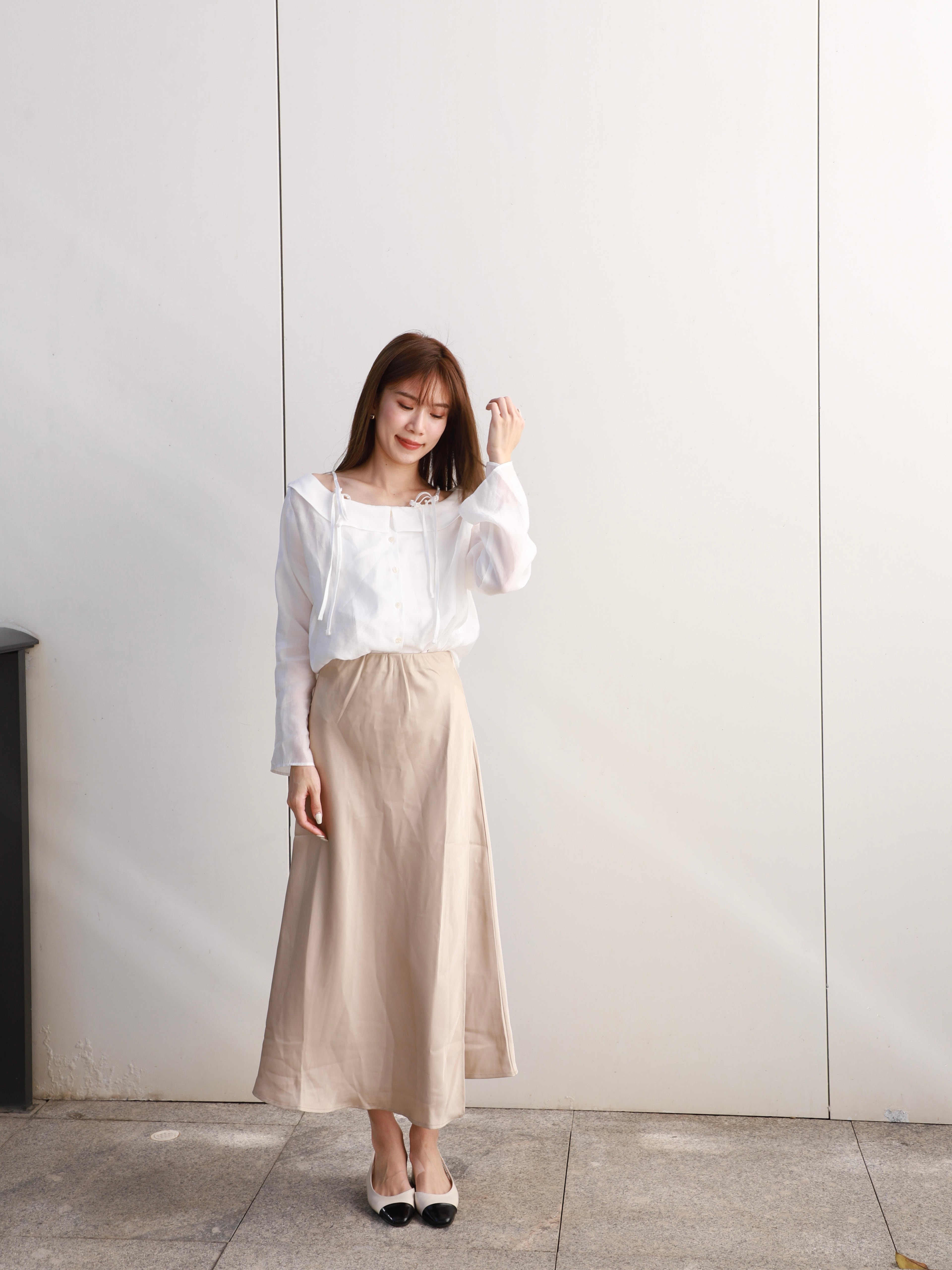 Pearl Tied Long Sleeves Shirt