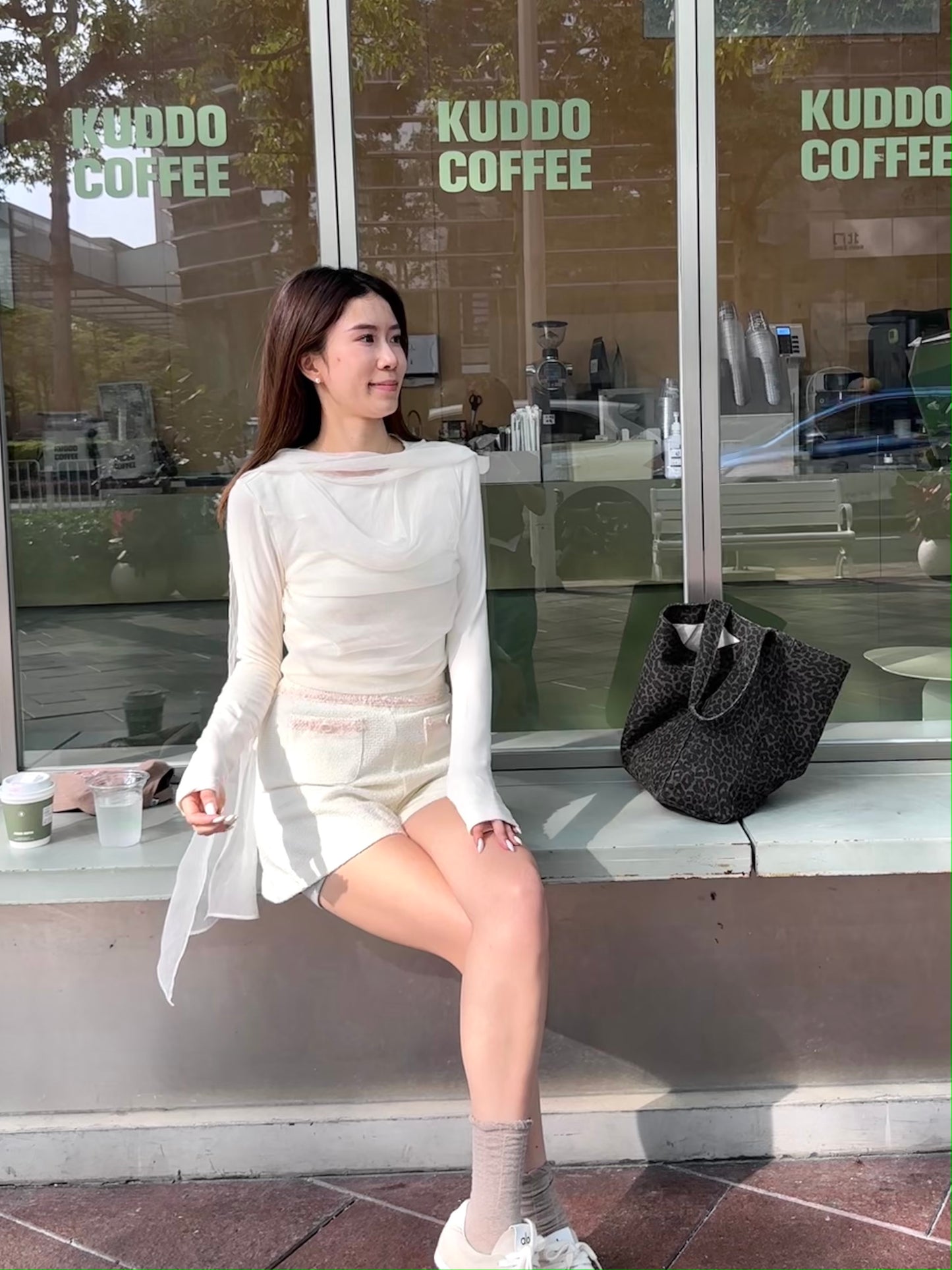 Fishy Tail Lace Long Sleeves Top