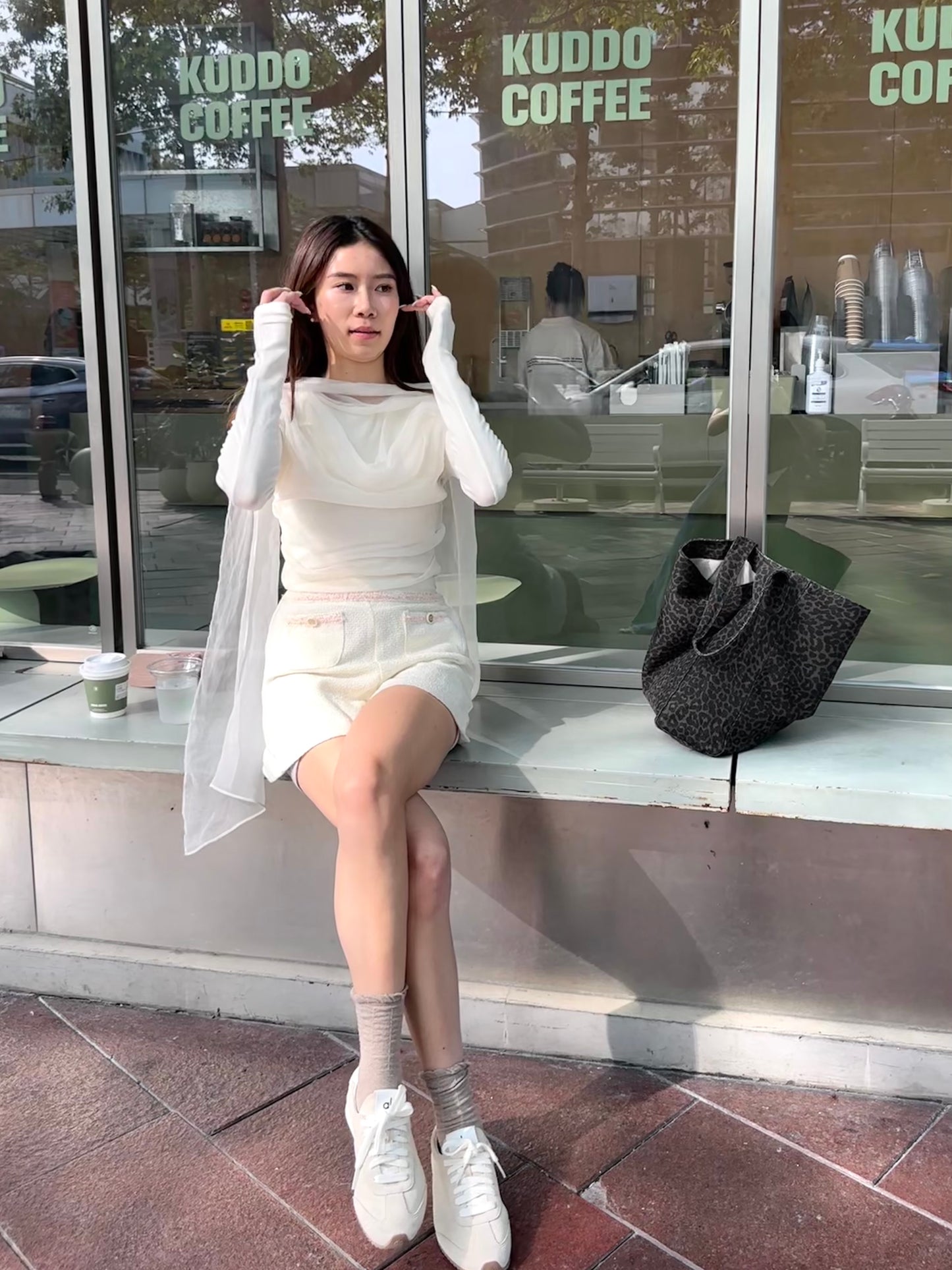 Fishy Tail Lace Long Sleeves Top