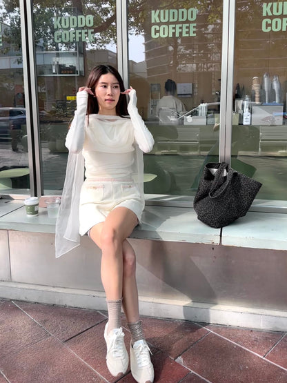 Fishy Tail Lace Long Sleeves Top
