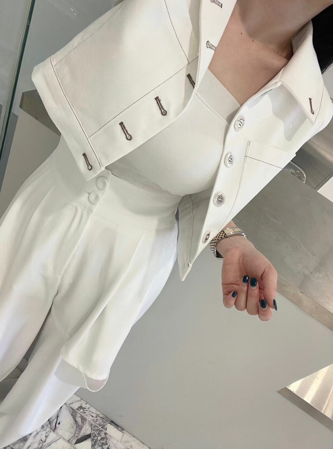 Outline Cropped Jacket