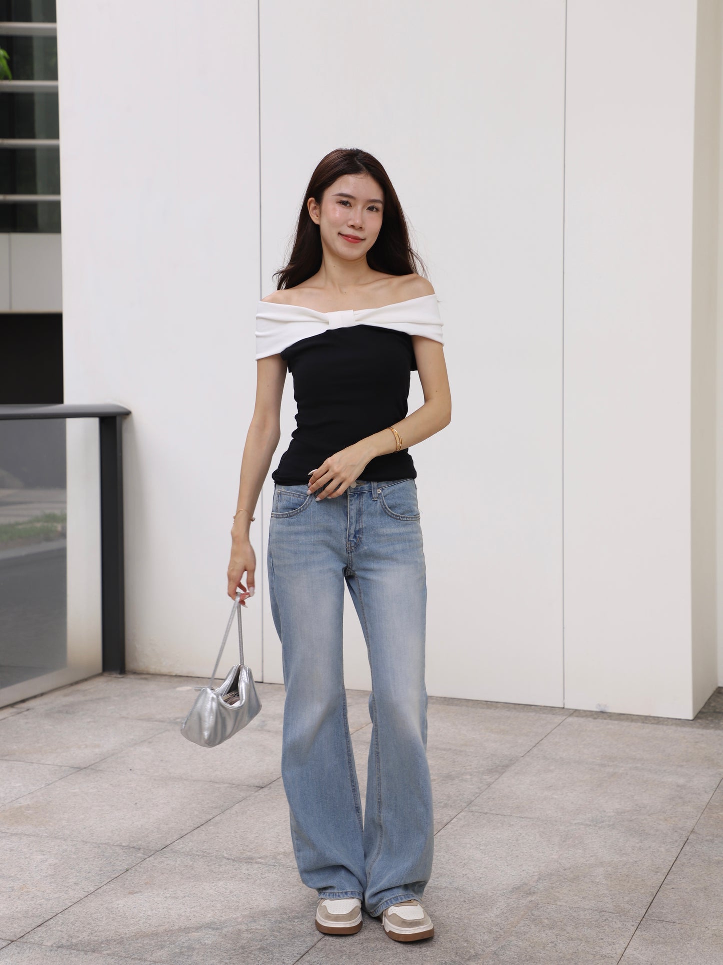 Butterfly B&W T Top