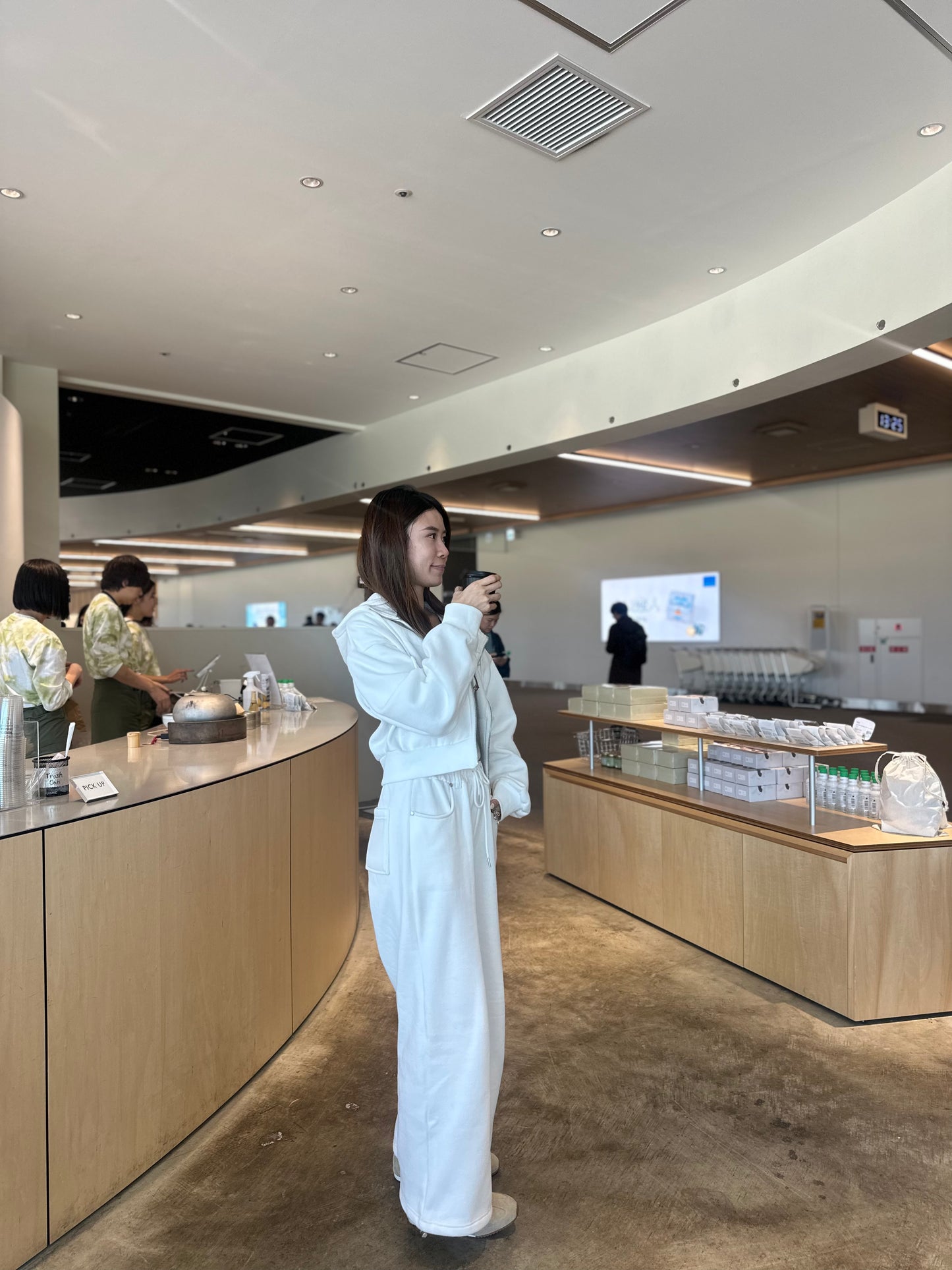 Diva Sporty Causal Set