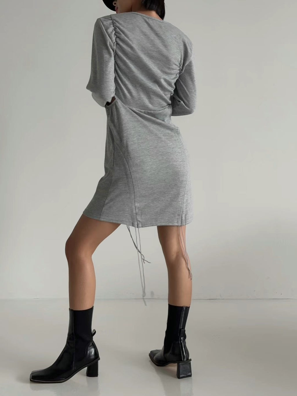 Side Hole Long Sleeves Mini Dress