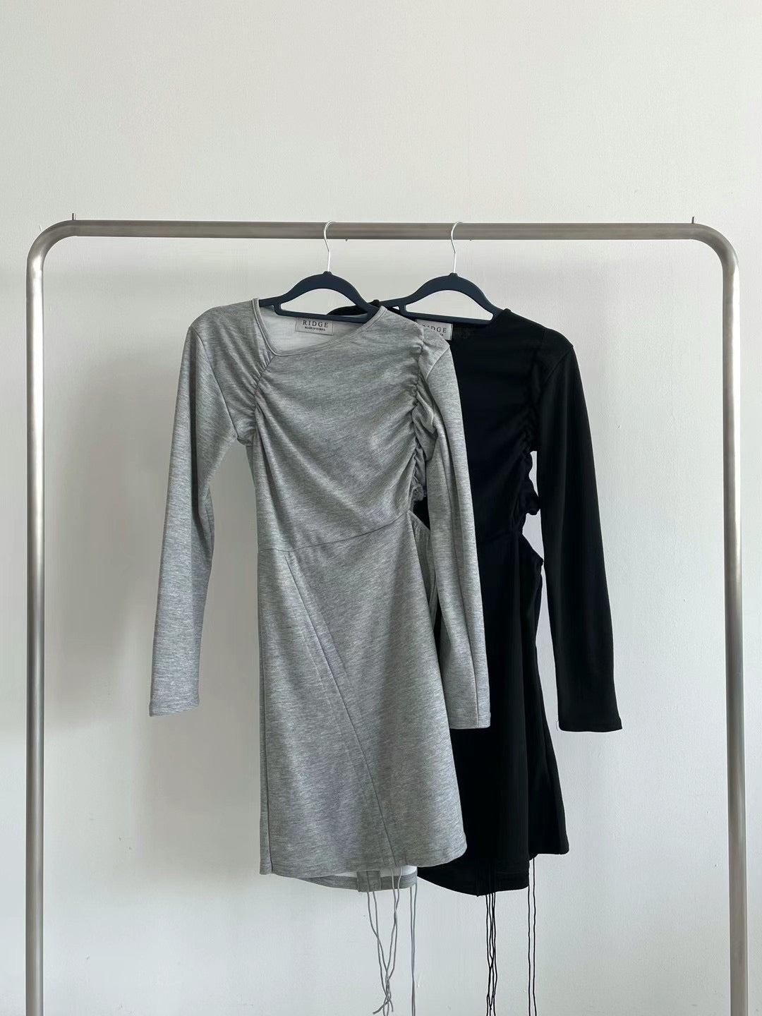Side Hole Long Sleeves Mini Dress