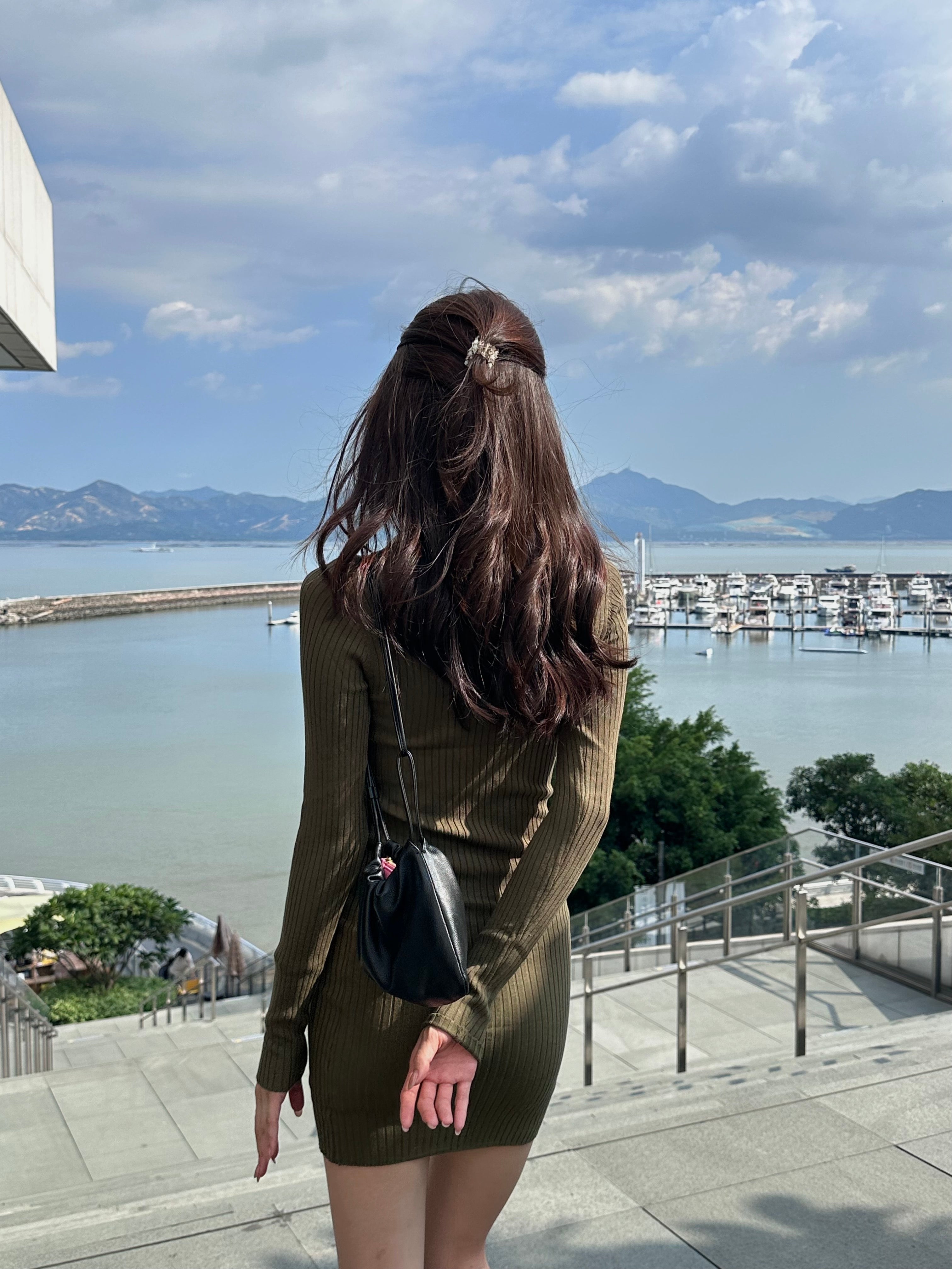 V Collar Neck Long Sleeves Mini Dress