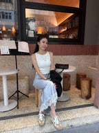Lace Maxi Skirt with flexiblity