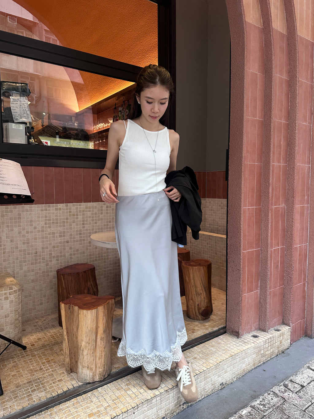 Lace Maxi Skirt with flexiblity