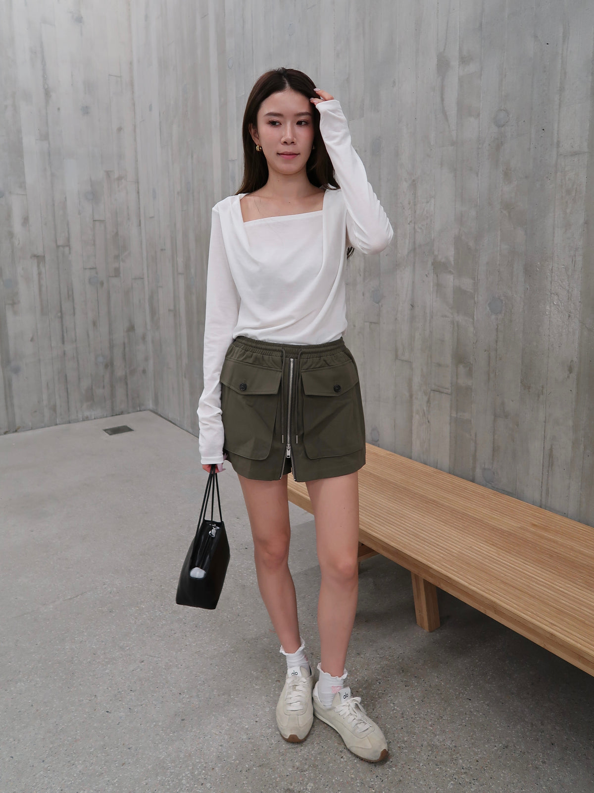 Zip Up 2 Pockets Skirt Shorts