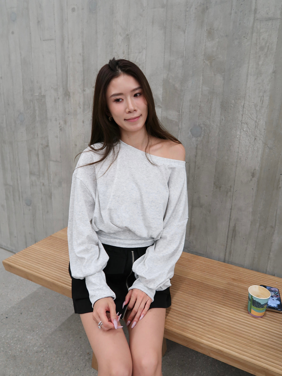 One Side Off Lined Causal Set