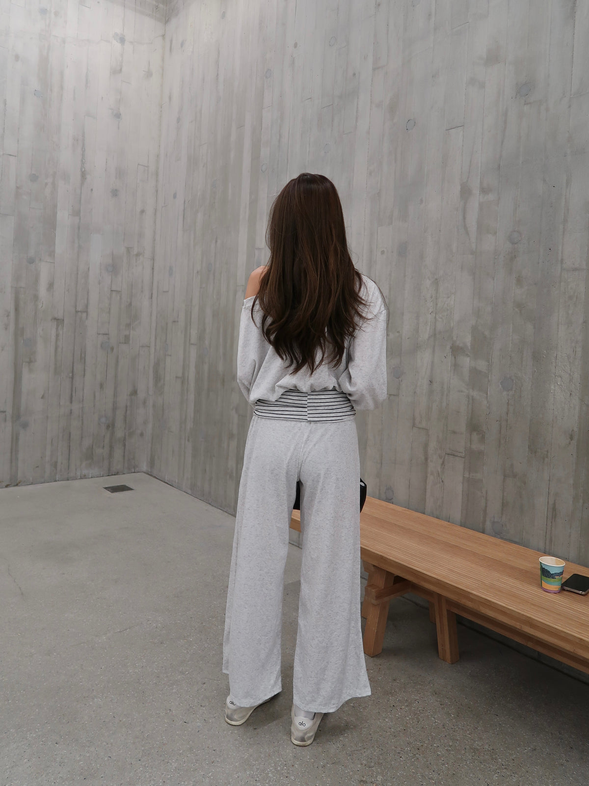 One Side Off Lined Causal Set