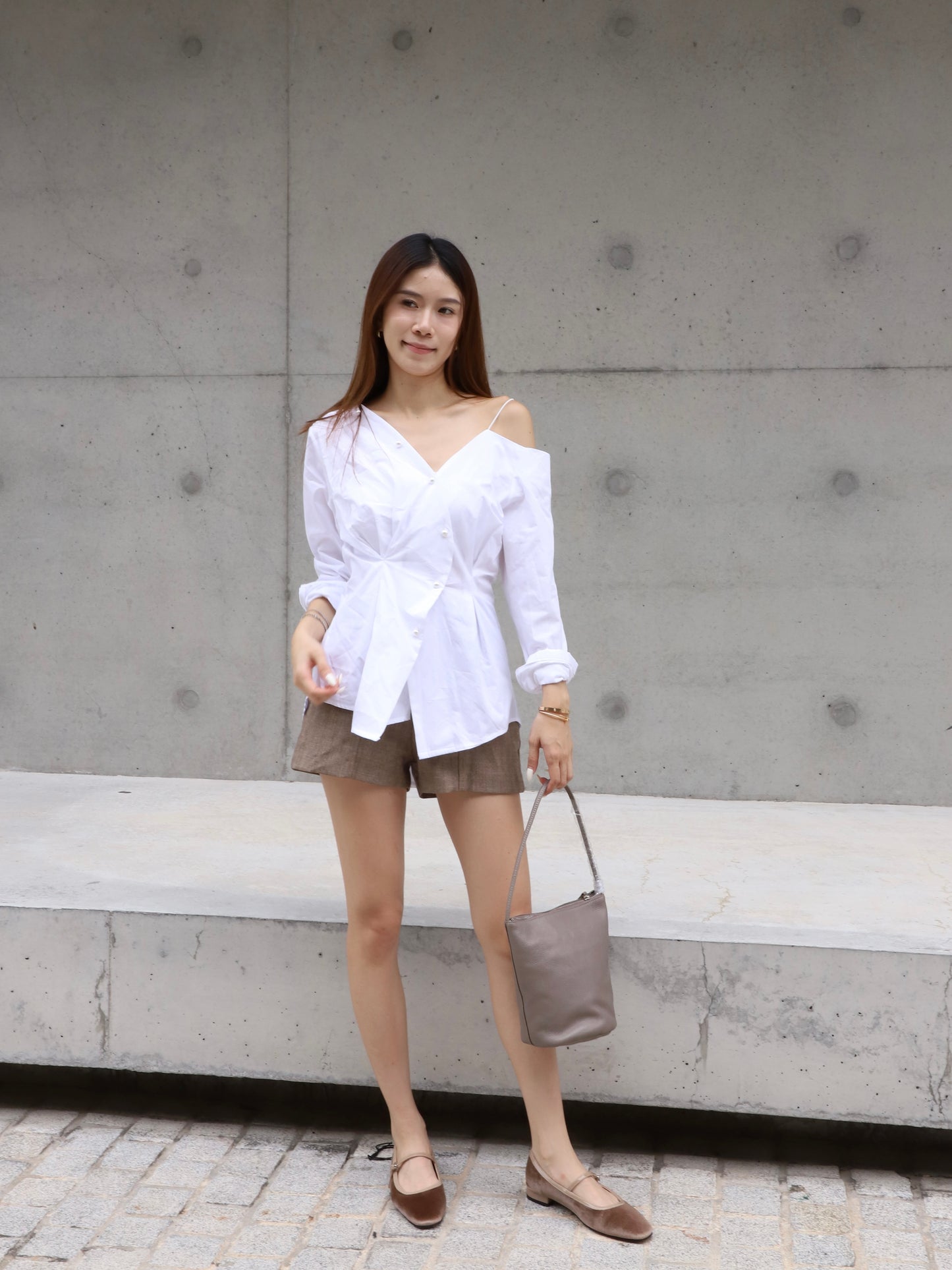 Slim Cut Pearl Shirt