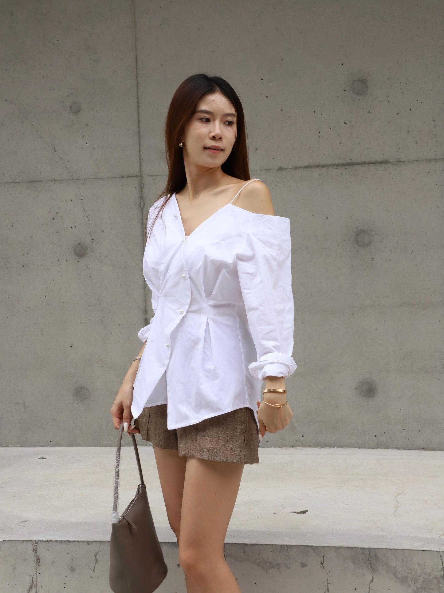 Slim Cut Pearl Shirt