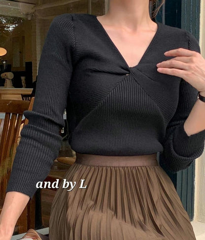 Ribbon Tied Knitted Long Sleeves Top