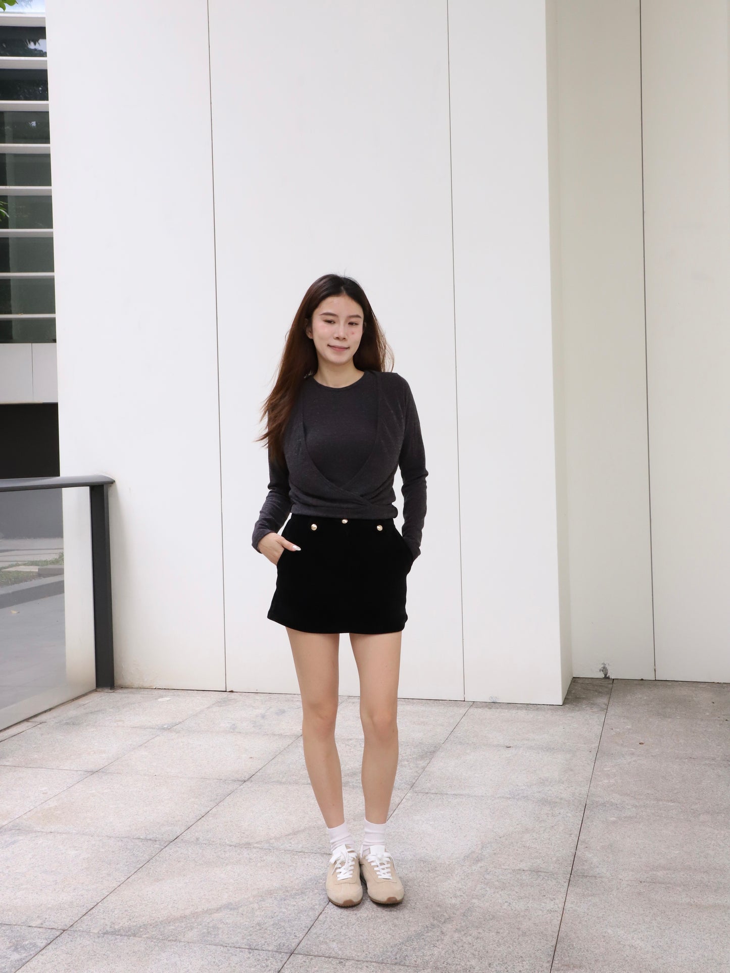 Double Holes Long Sleeves Top