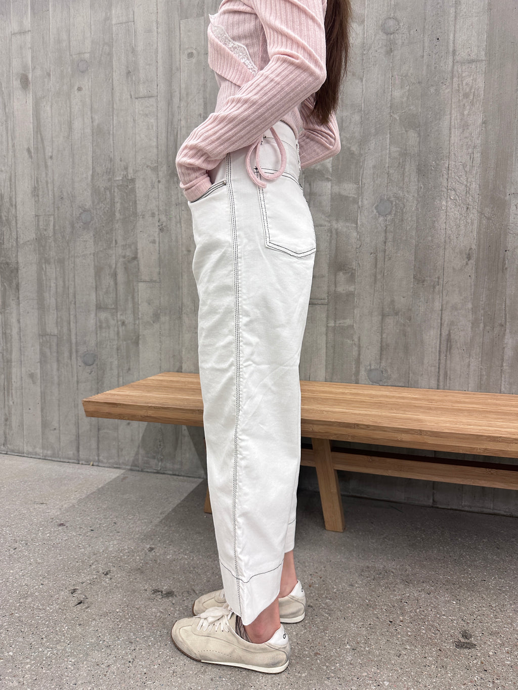 Summer Outlined White Jeans