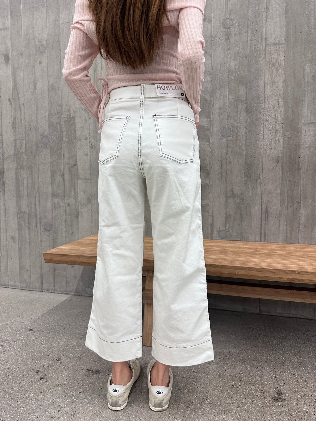 Summer Outlined White Jeans