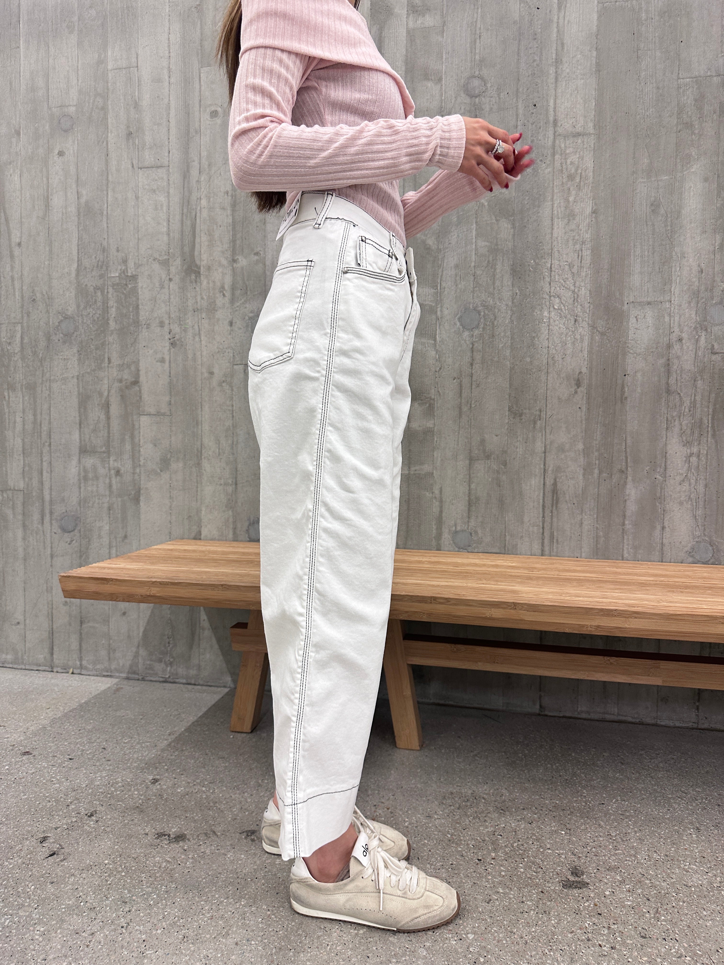 Summer Outlined White Jeans