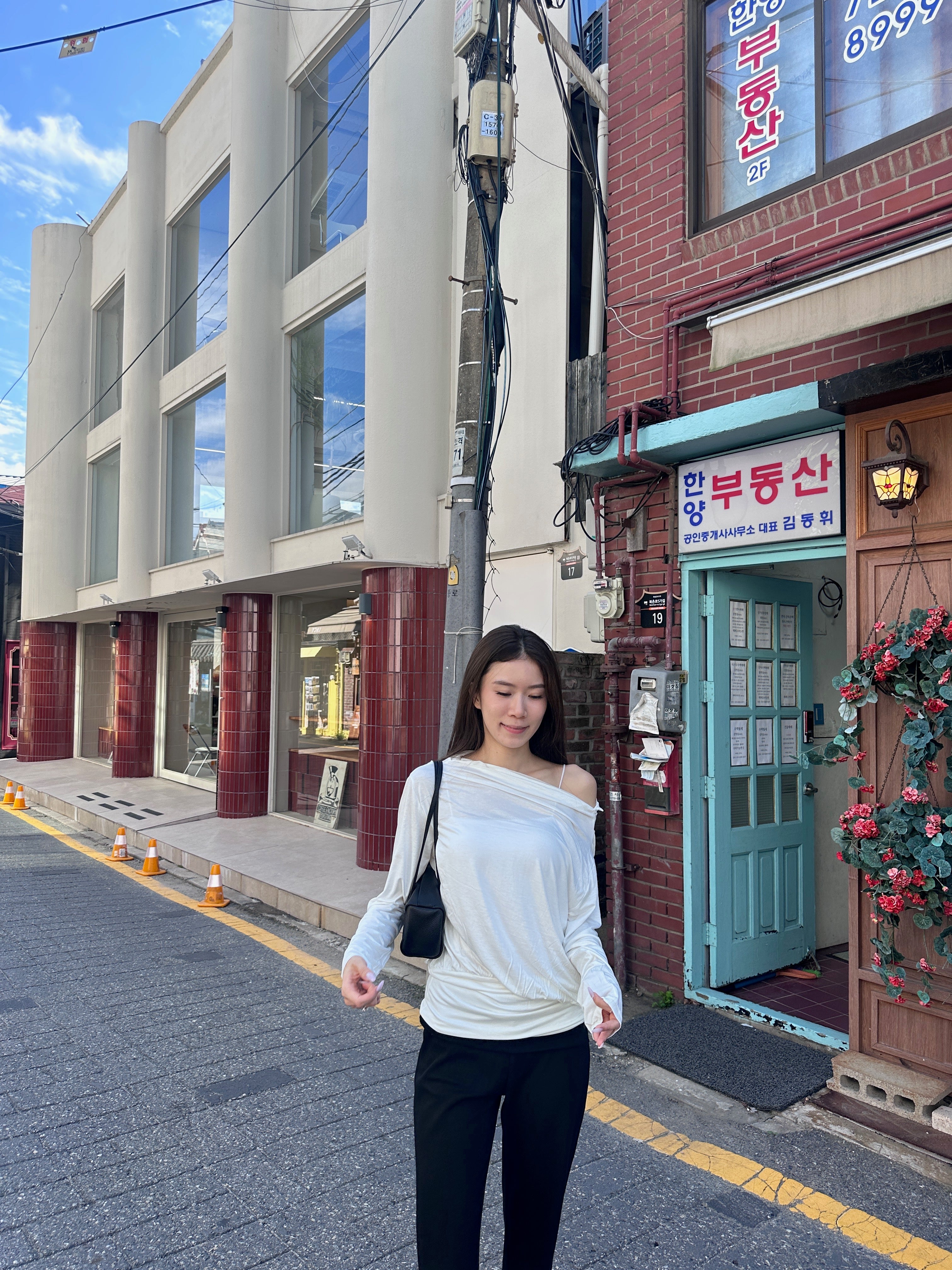 Off shoulder Tied Waist Cotton Long Sleeves