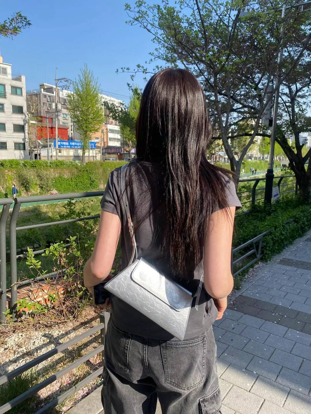 Handy Bag with Straps
