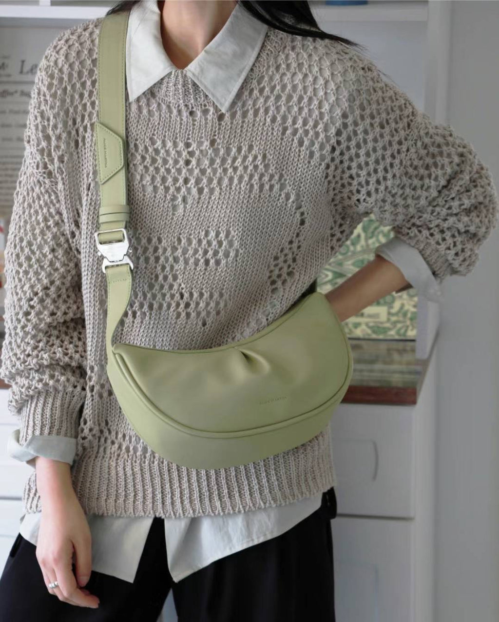Button Up Cloud Bag