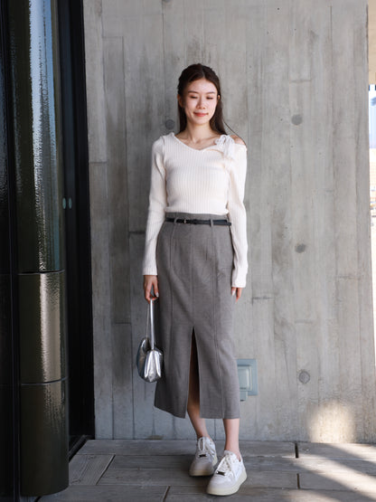 Middle Slit Wool Skirt with belt