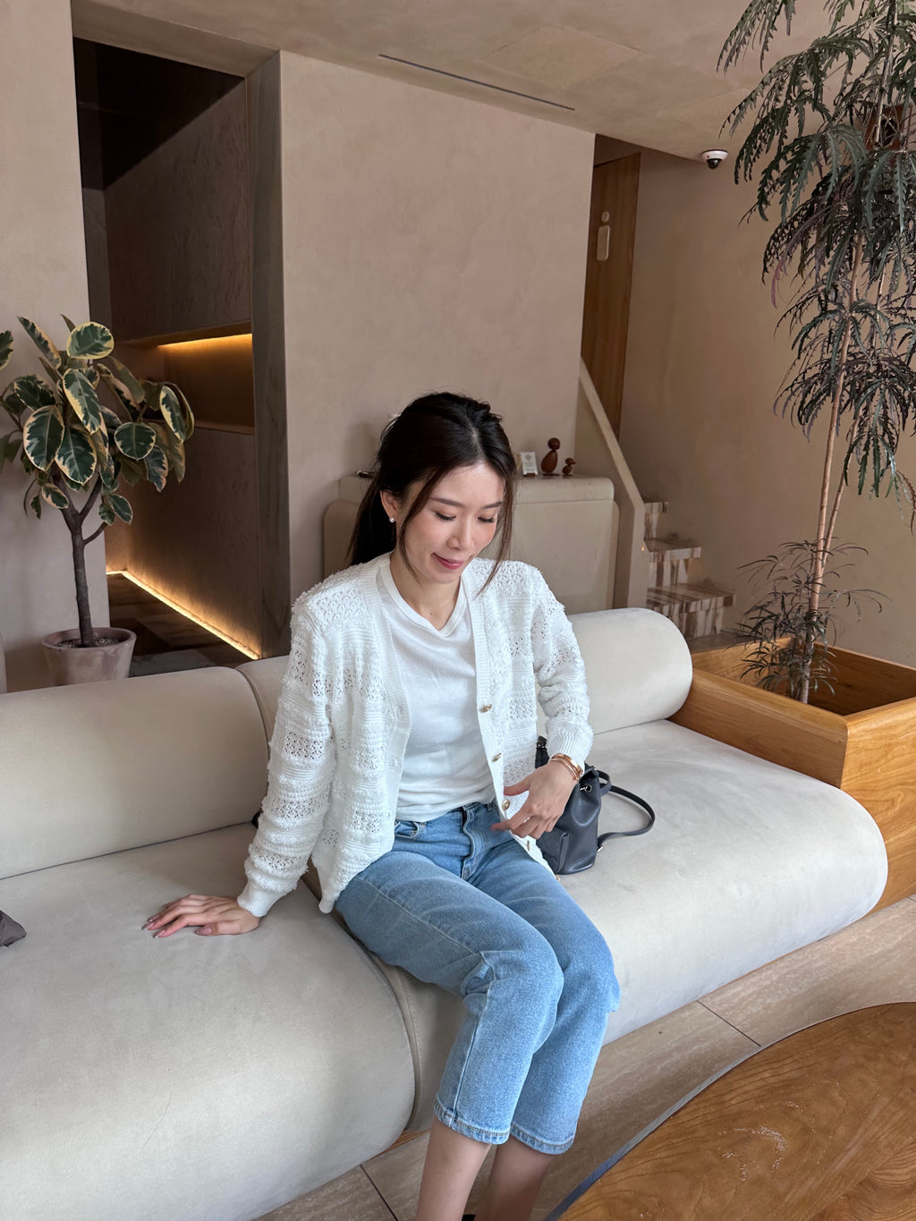 Ruffles Tweed Thin Cardigan