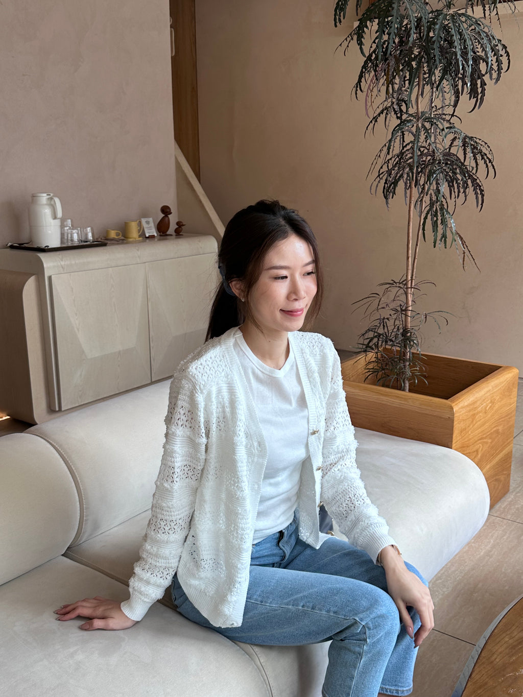 Ruffles Tweed Thin Cardigan