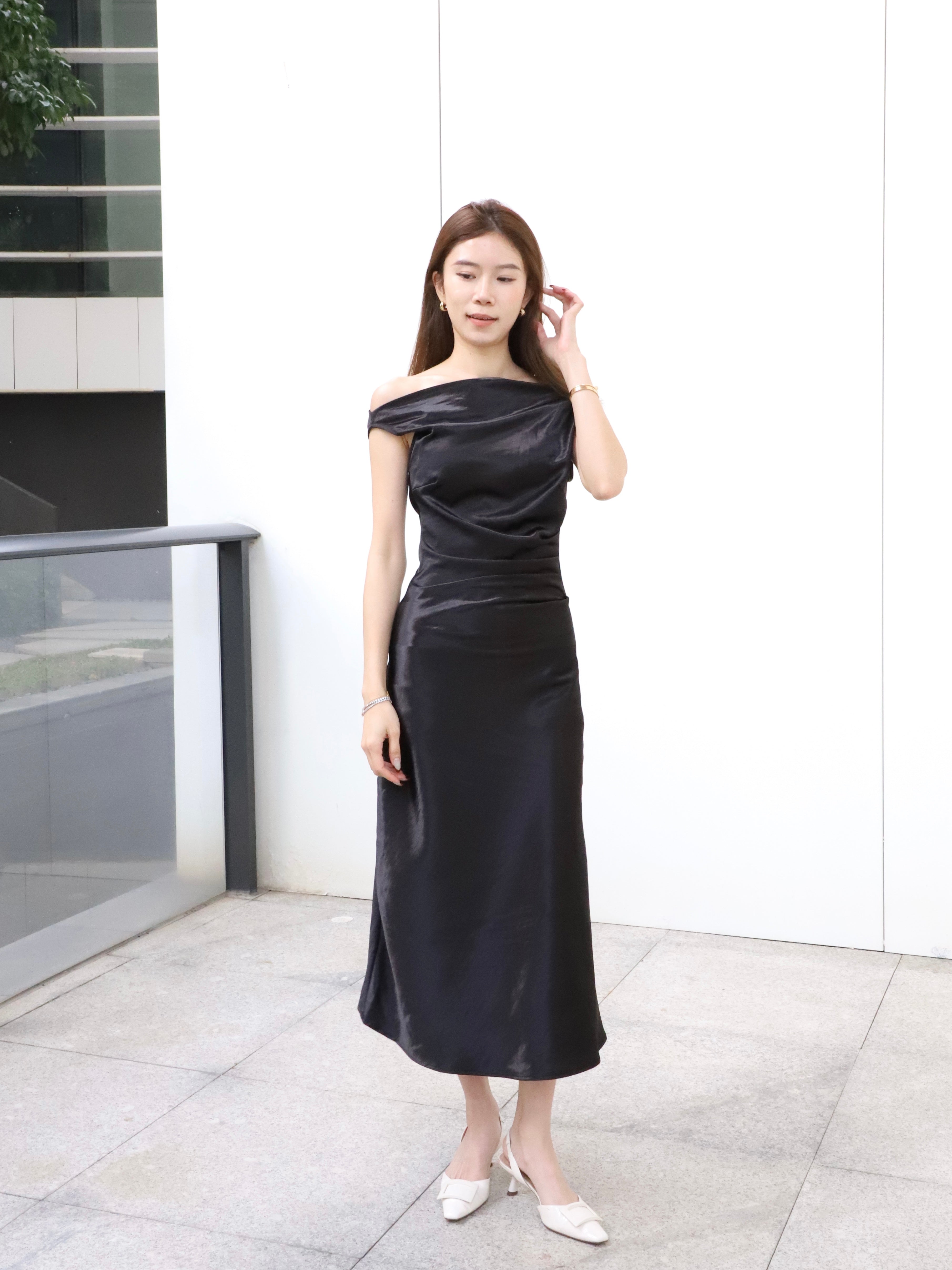 ashchic made One side off silk maxi dress