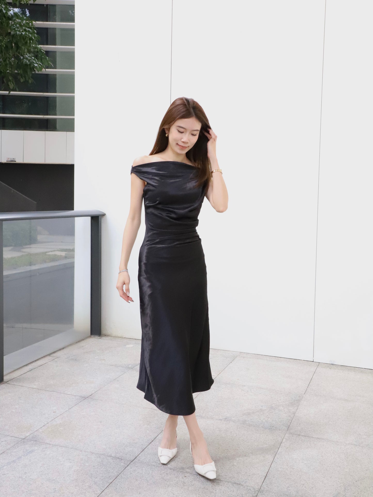 ashchic made One side off silk maxi dress
